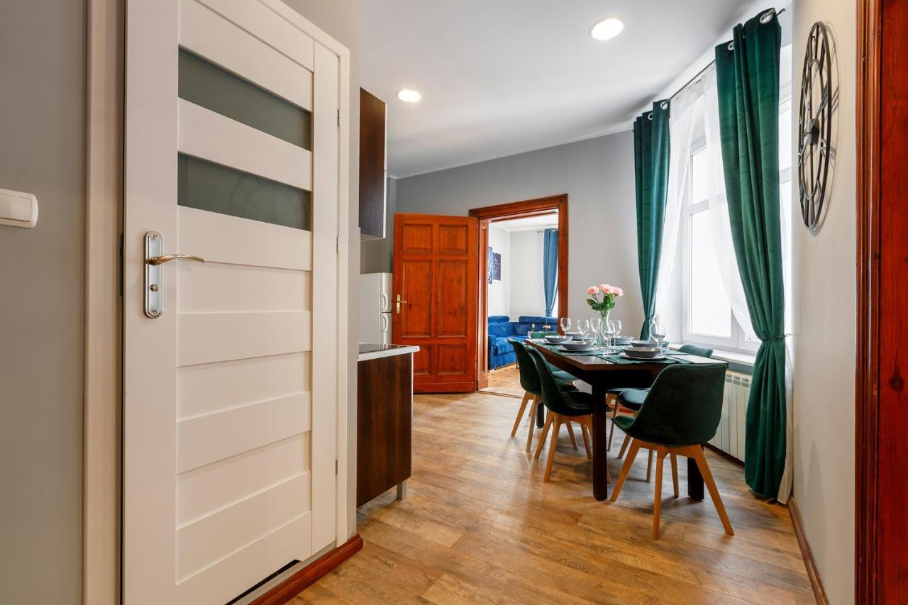 Chopin Park Apartments พอซนาน ภายนอก รูปภาพ