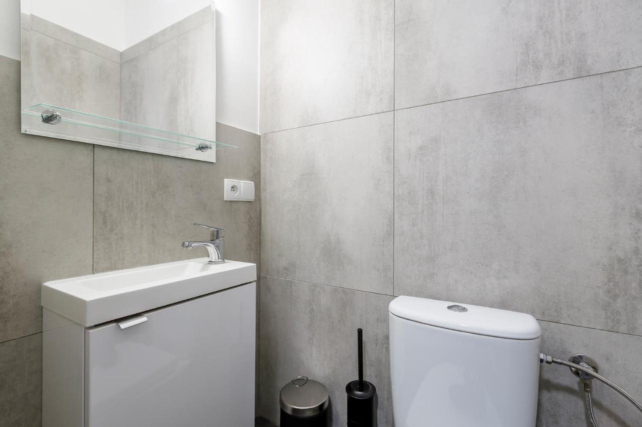 Chopin Park Apartments พอซนาน ภายนอก รูปภาพ